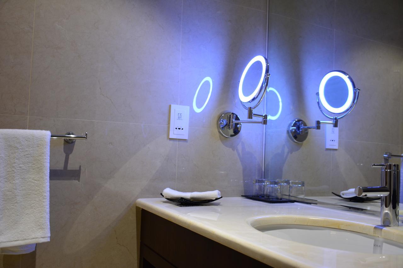 Home Inn Hotel Suites アル・コバール エクステリア 写真